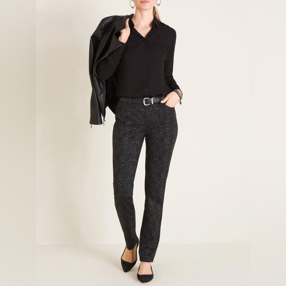 Chico's 0.5 Heathered Animal-Print Five-Pocket Slim Pants (Standard Size 6)